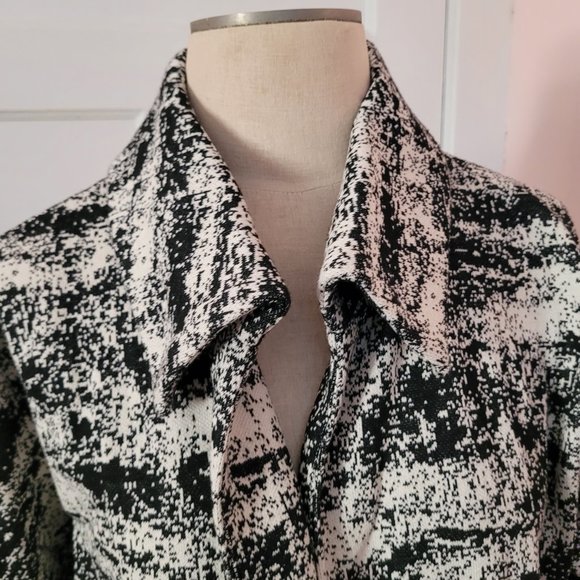 Ivanka Trump Beautiful Long Open Unlined Knit Womens M Jacket Black/White Mint - Picture 5 of 8